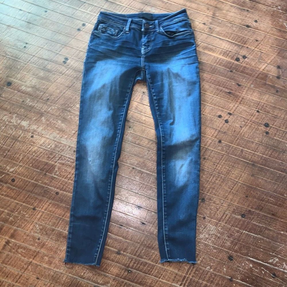 Buckle Black distressed skinny 35x32 normcore jeans